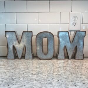 NWT Hobby Lobby Silver Metal 'MOM' Letters